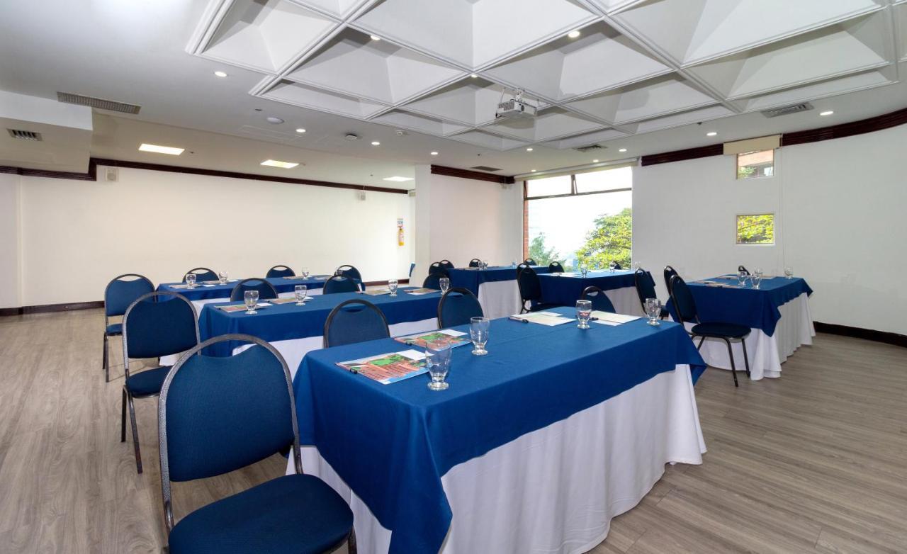 Hotel Dann Carlton Belfort Medellin Ngoại thất bức ảnh Meeting room