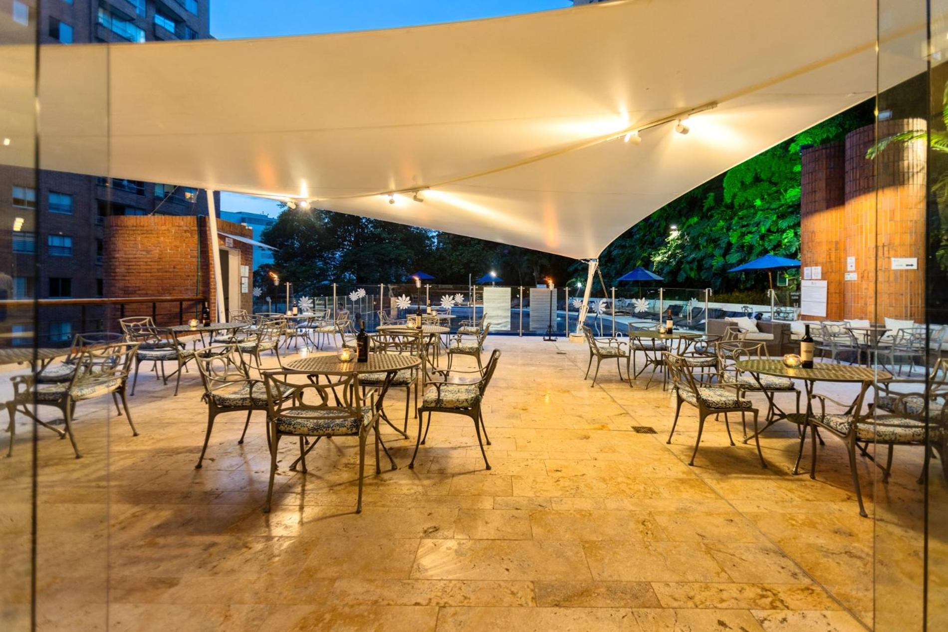 Hotel Dann Carlton Belfort Medellin Ngoại thất bức ảnh The terrace