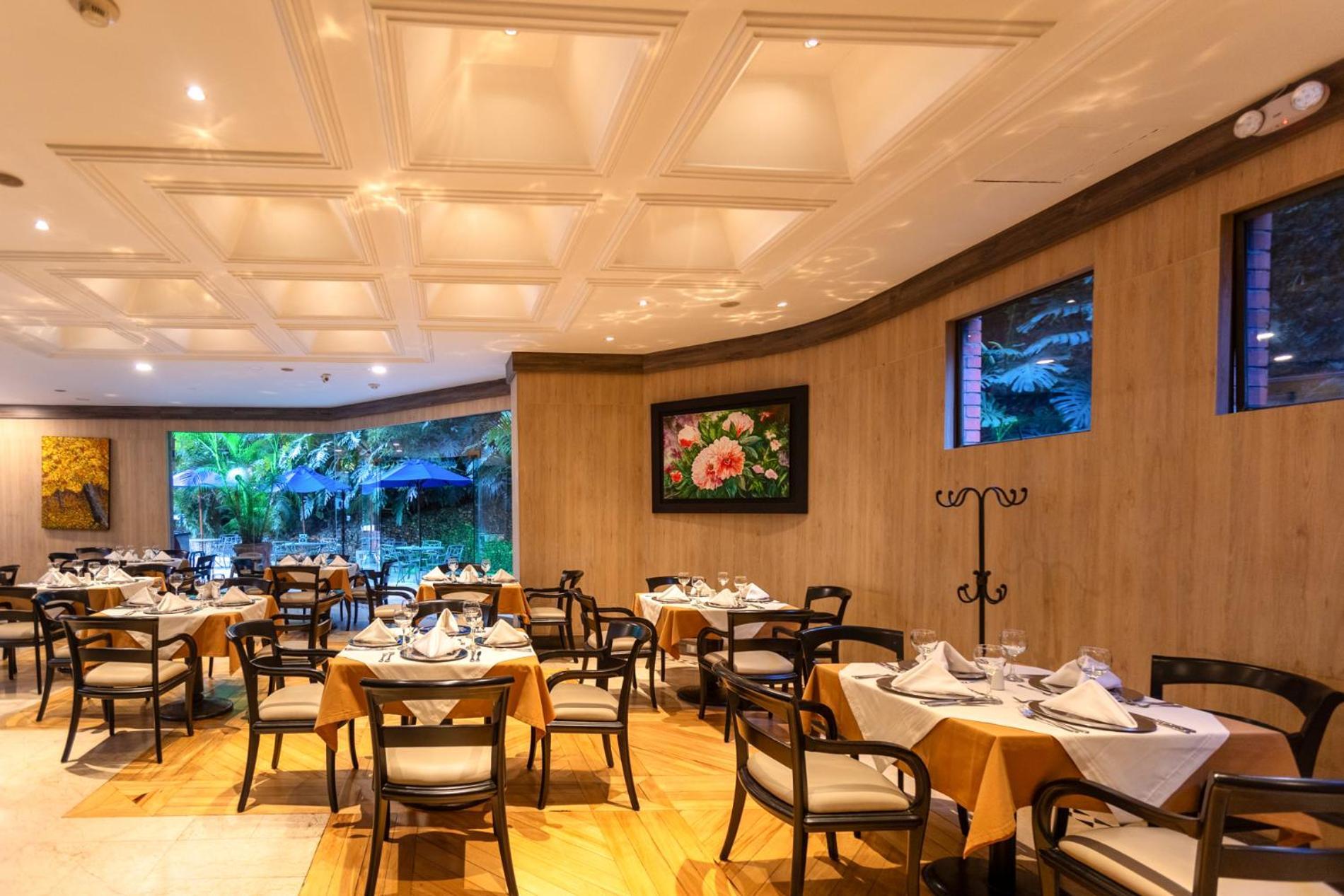 Hotel Dann Carlton Belfort Medellin Ngoại thất bức ảnh Restaurant